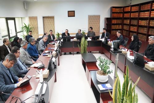 بازدید معاون محترم توسعه و مدیریت منابع وزارت بهداشت درمان و آموزش پزشکی از مجتمع تولیدی تحقیقاتی انستیتو پاستور ایران