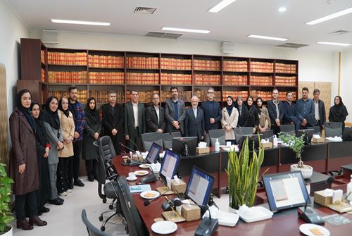 بازدید اساتید و دانشجویان دانشگاه علوم پزشکی تهران از مجتمع تولیدی-تحقیقاتی انستیتو پاستور ایران